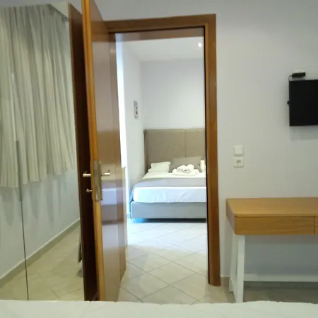 Top Studios Vendégház 4*