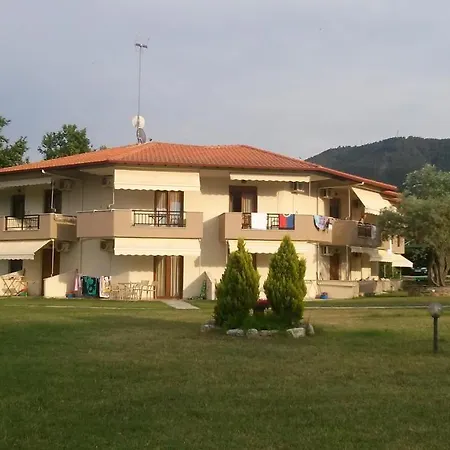 Top Studios Vendégház 4*