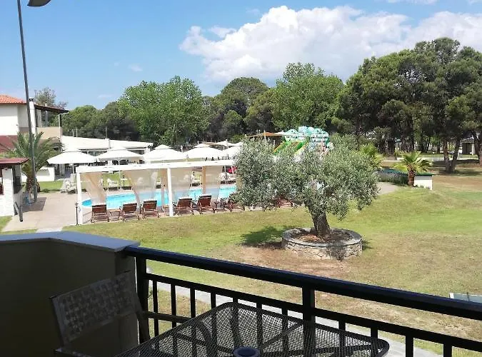 Top Studios Pensión Vourvourou