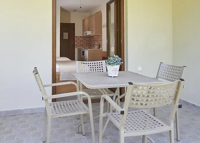 Top Studios Pensión