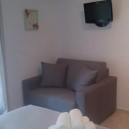 Guest house Top Studios Vourvourou