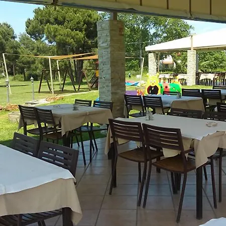 Top Studios Penzion 4*