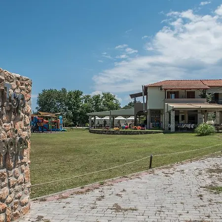 Top Studios Guest house Vourvourou