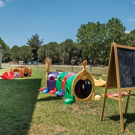 Top Studios Guest house