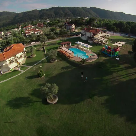 Guest house Top Studios Vourvourou