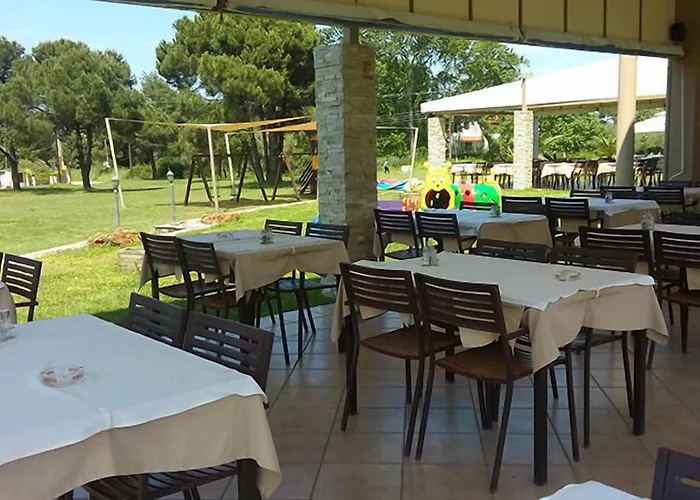 Top Studios Pensión 4*