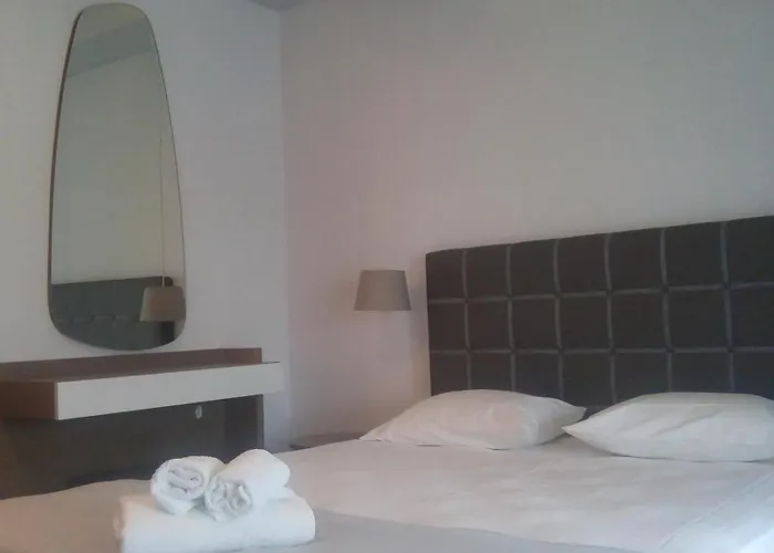 Pensión Top Studios Vourvourou