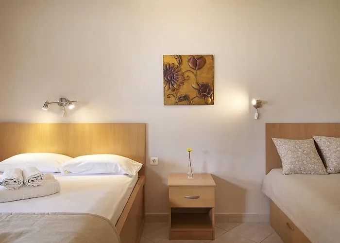 Top Studios Pensión Vourvourou