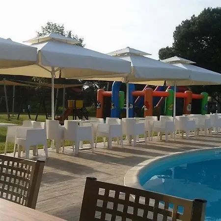 Top Studios 4* Vurvurú