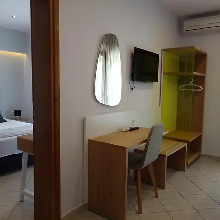 Top Studios Guest house