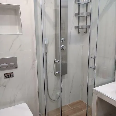 Top Studios Guest house 3*